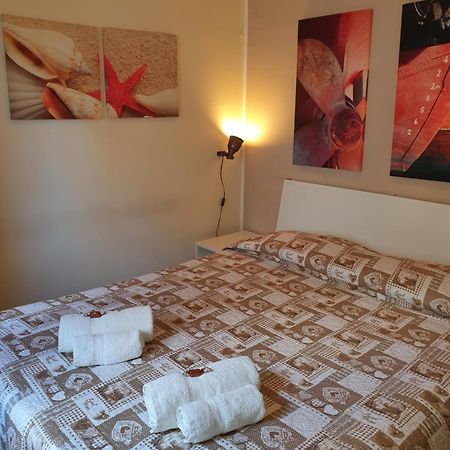 4Rooms Guest House Free Wi-Fi Salerno Exterior foto